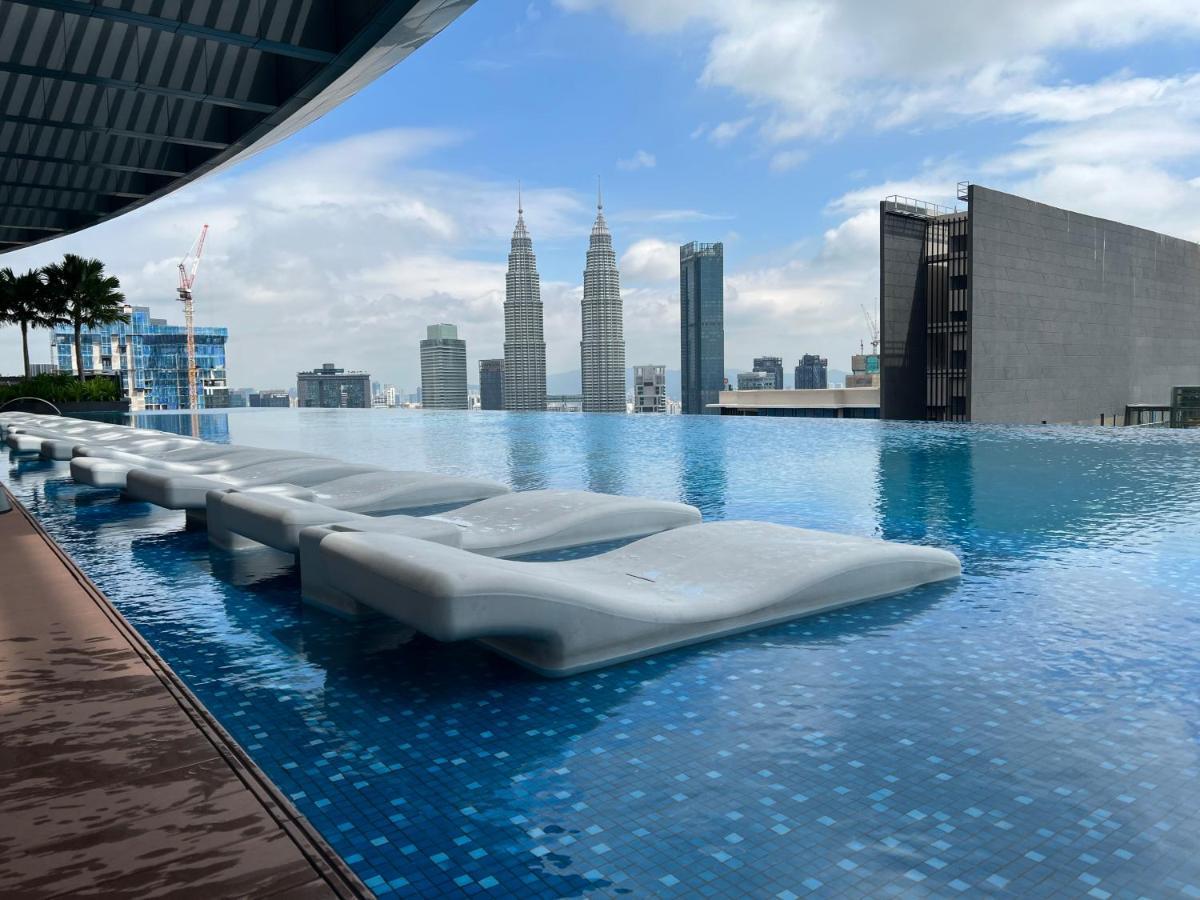 Eaton Suites Klcc 쿠알라룸푸르 외부 사진