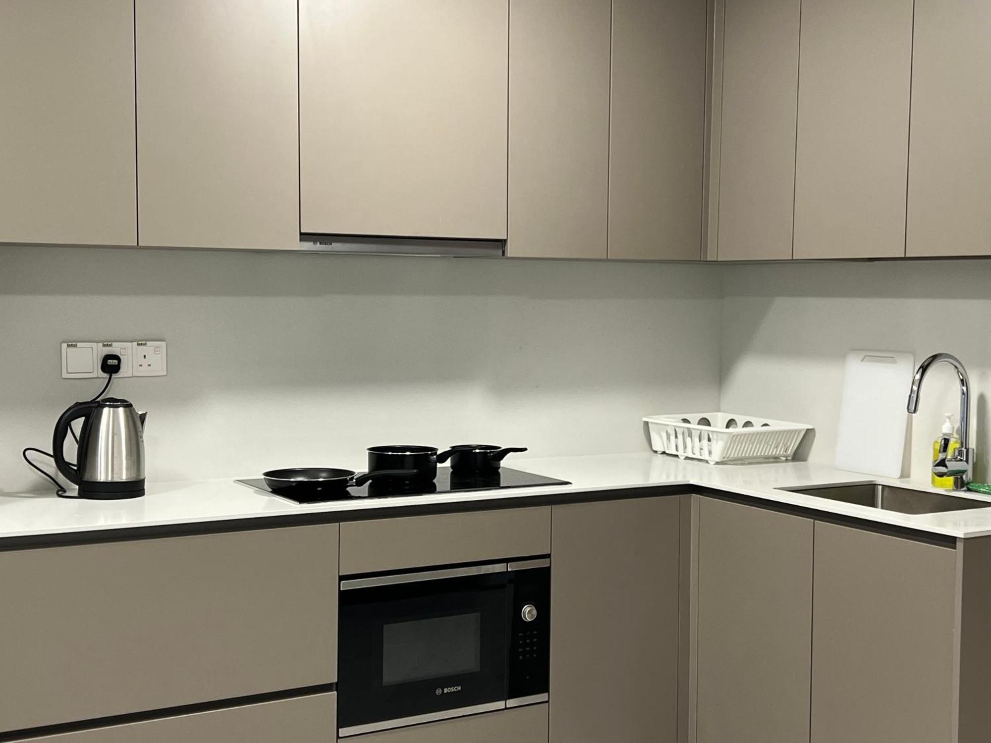 Eaton Suites Klcc 쿠알라룸푸르 외부 사진